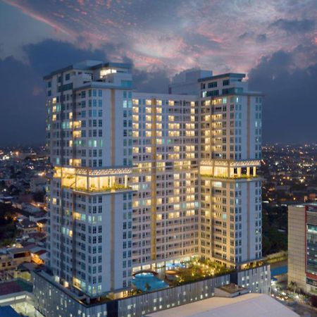 The Reiz Suites, Artotel Curated Medan Dış mekan fotoğraf